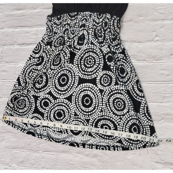 Pretty Good vintage Y2K halter V neck black white geometric circles size small - Picture 8 of 10